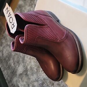 Womens ankle boots/booties.